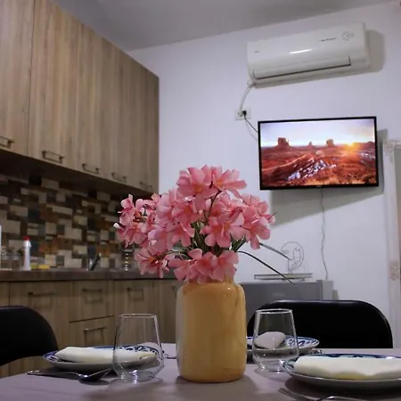 Theater Near Blloku Appartamento Tirana